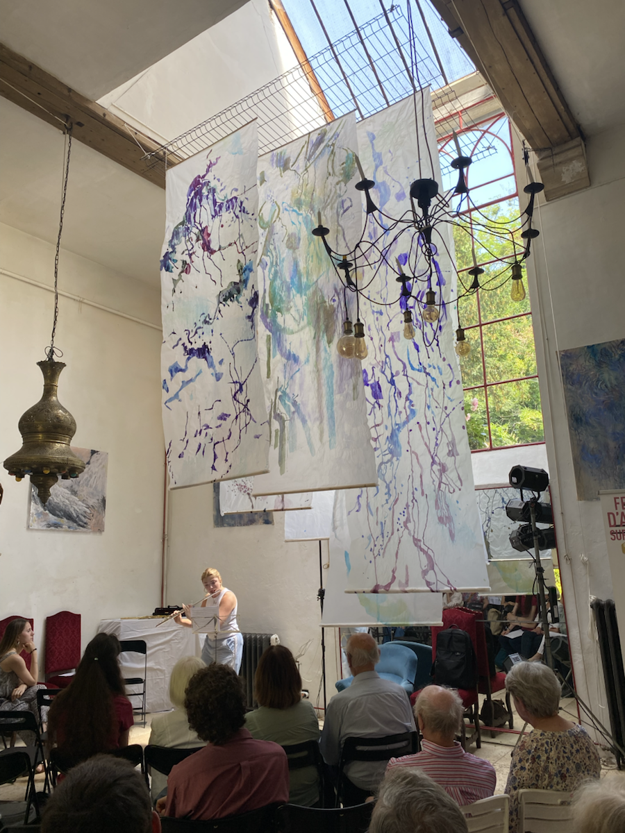Performance musicale à la Maison Rose de Wallerand