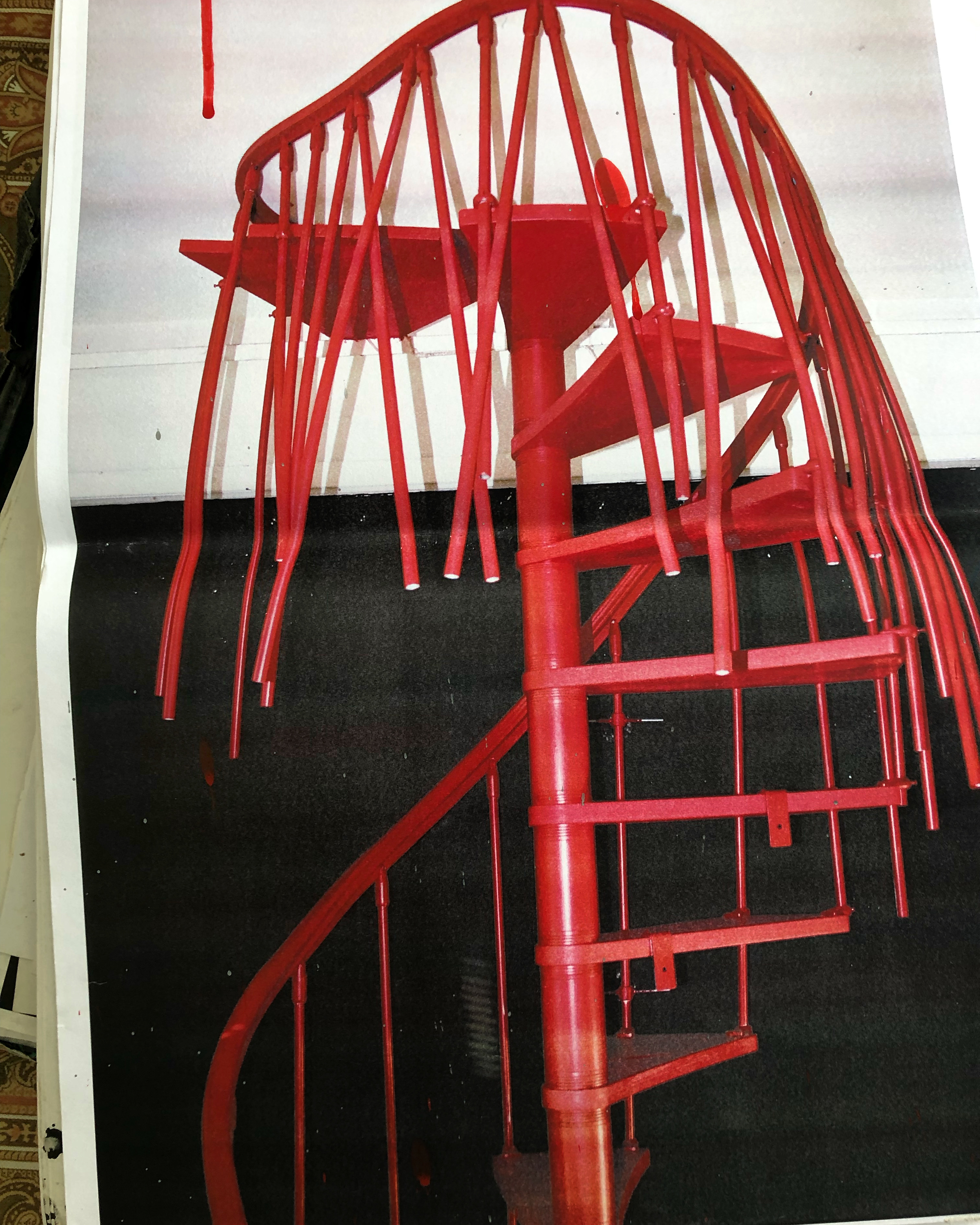 L'escalier rouge, œuvre de Wallerand